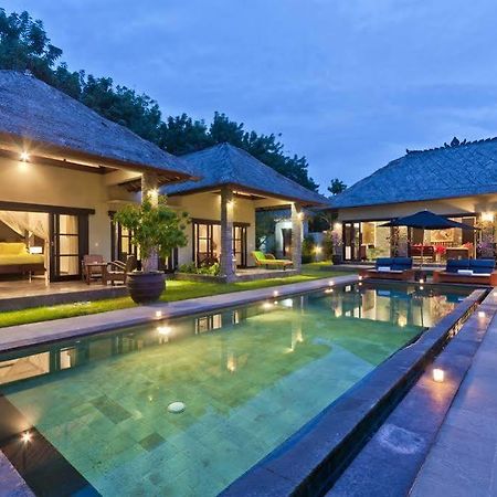 Villa Mahkota Seminyak  Luaran gambar