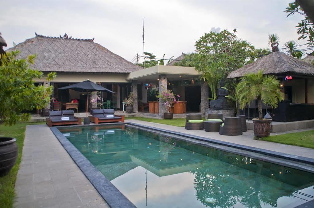 Villa Mahkota Seminyak  Luaran gambar