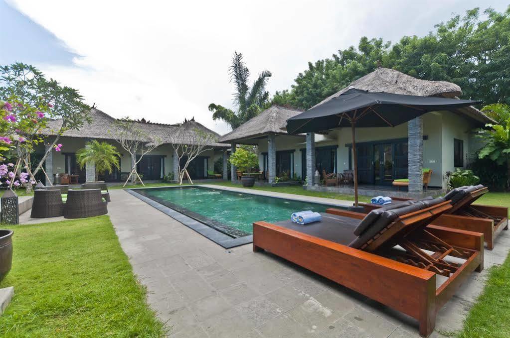 Villa Mahkota Seminyak  Luaran gambar