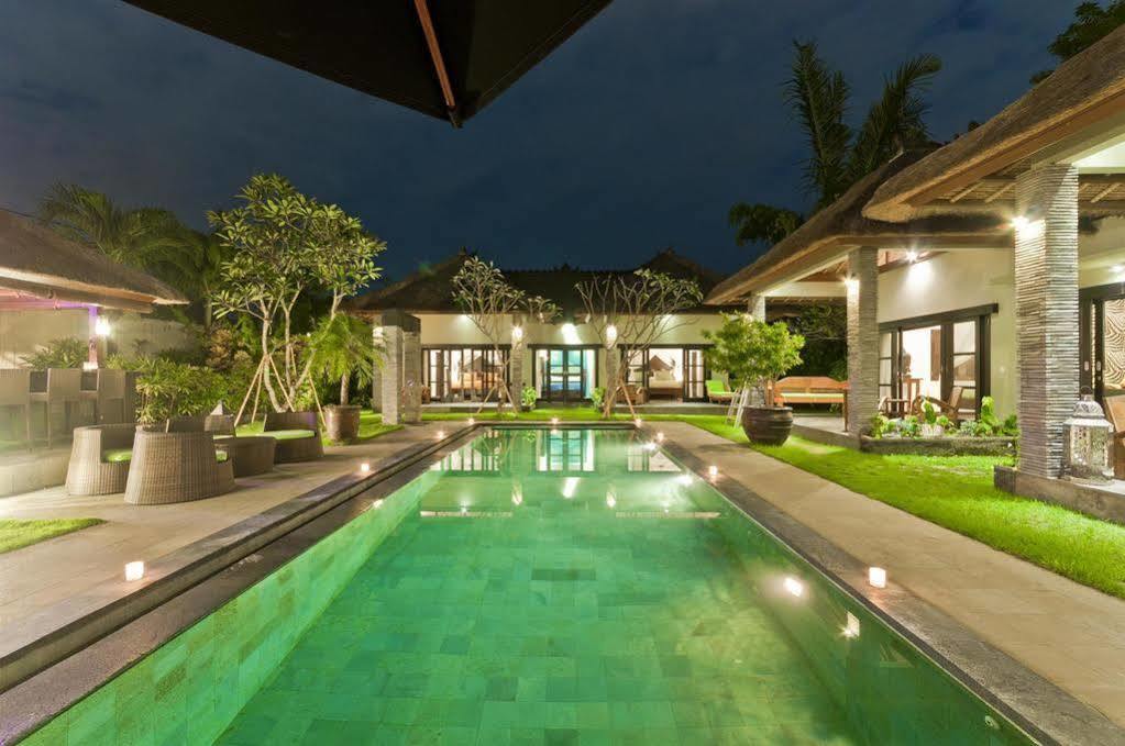 Villa Mahkota Seminyak  Luaran gambar