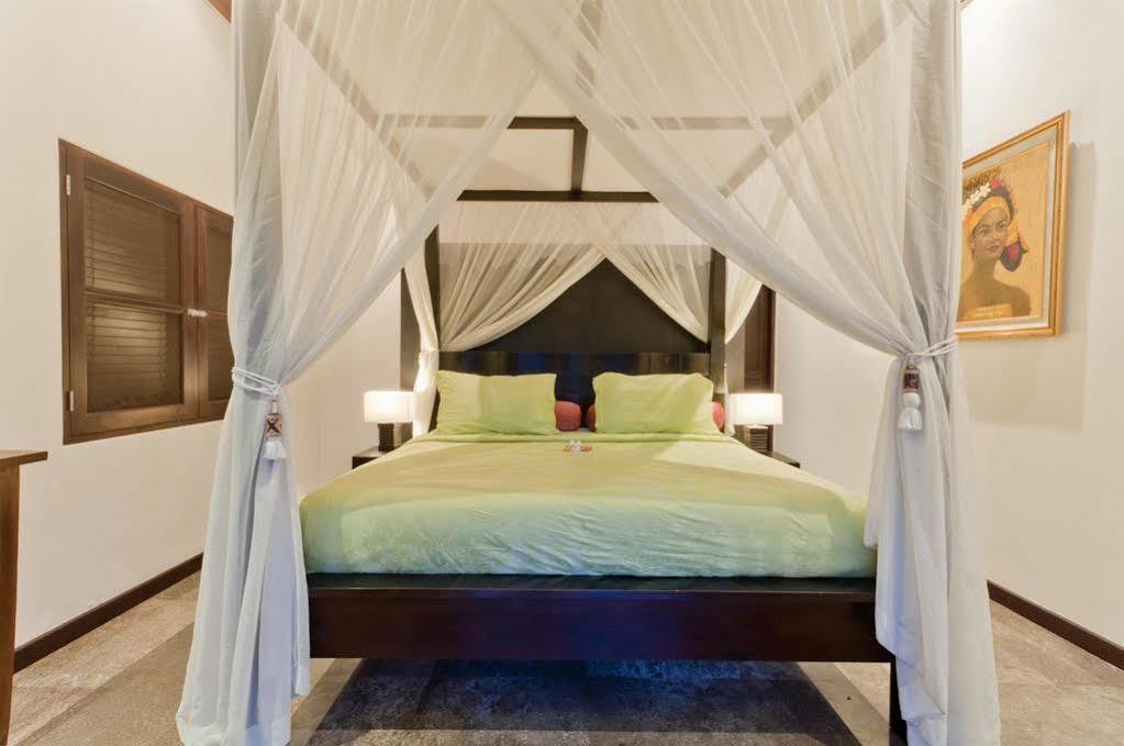 Villa Mahkota Seminyak  Luaran gambar