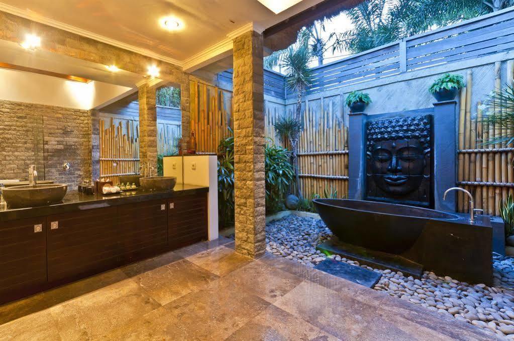 Villa Mahkota Seminyak  Luaran gambar