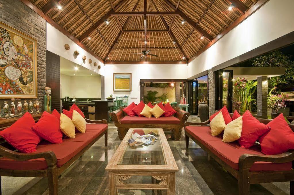 Villa Mahkota Seminyak  Luaran gambar